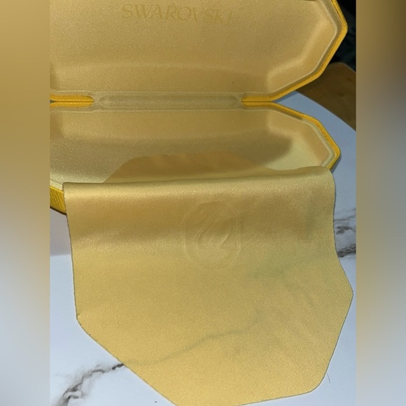 FINAL PRICE SWAROVSKI Hard Case/Yellow Eyeglass Case & Cleaning Cloth - Picture 3 of 15